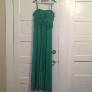 Gorgeous emerald BCBG 100% silk gown